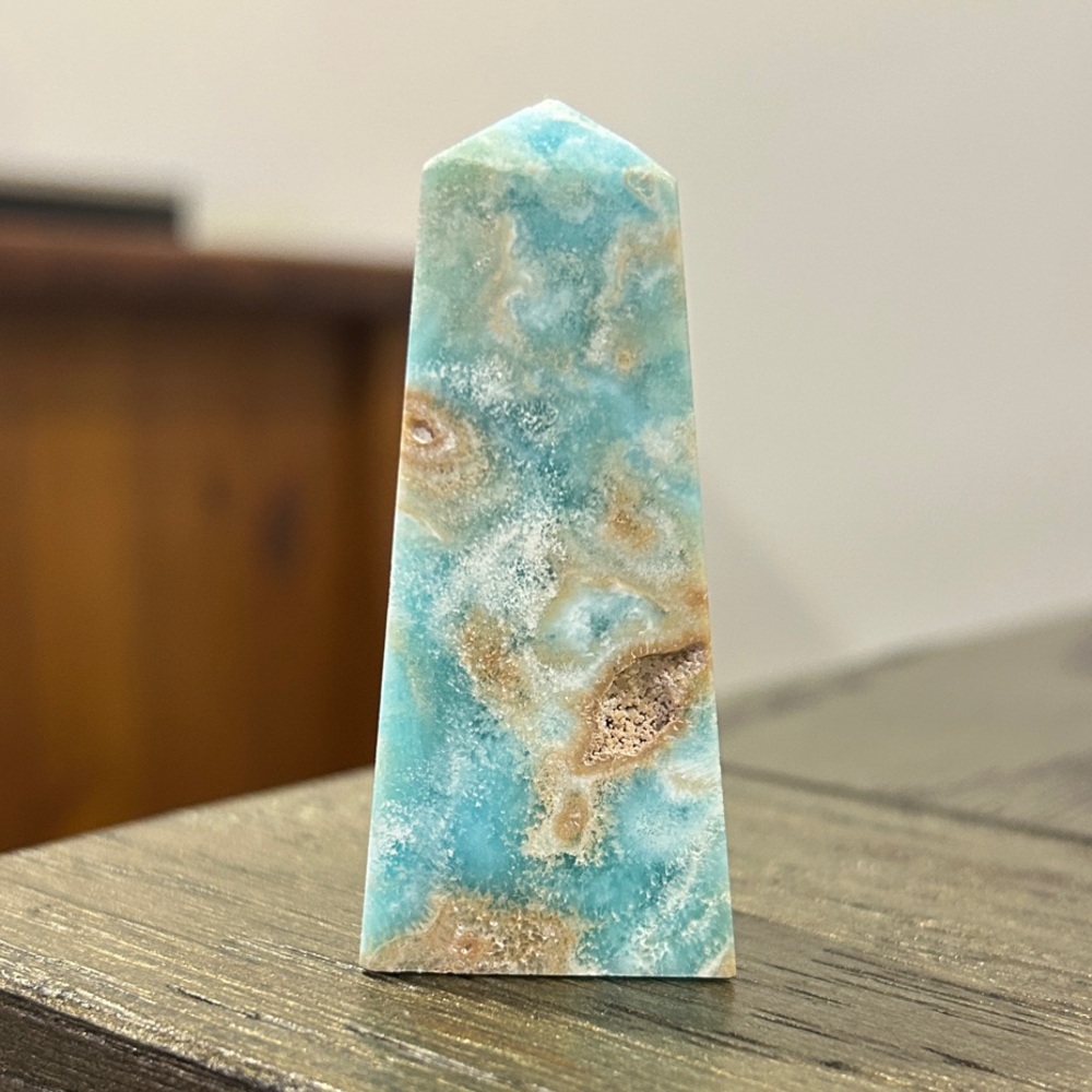 Blue Aragonite, Caribbean calcite Obelisk Tower